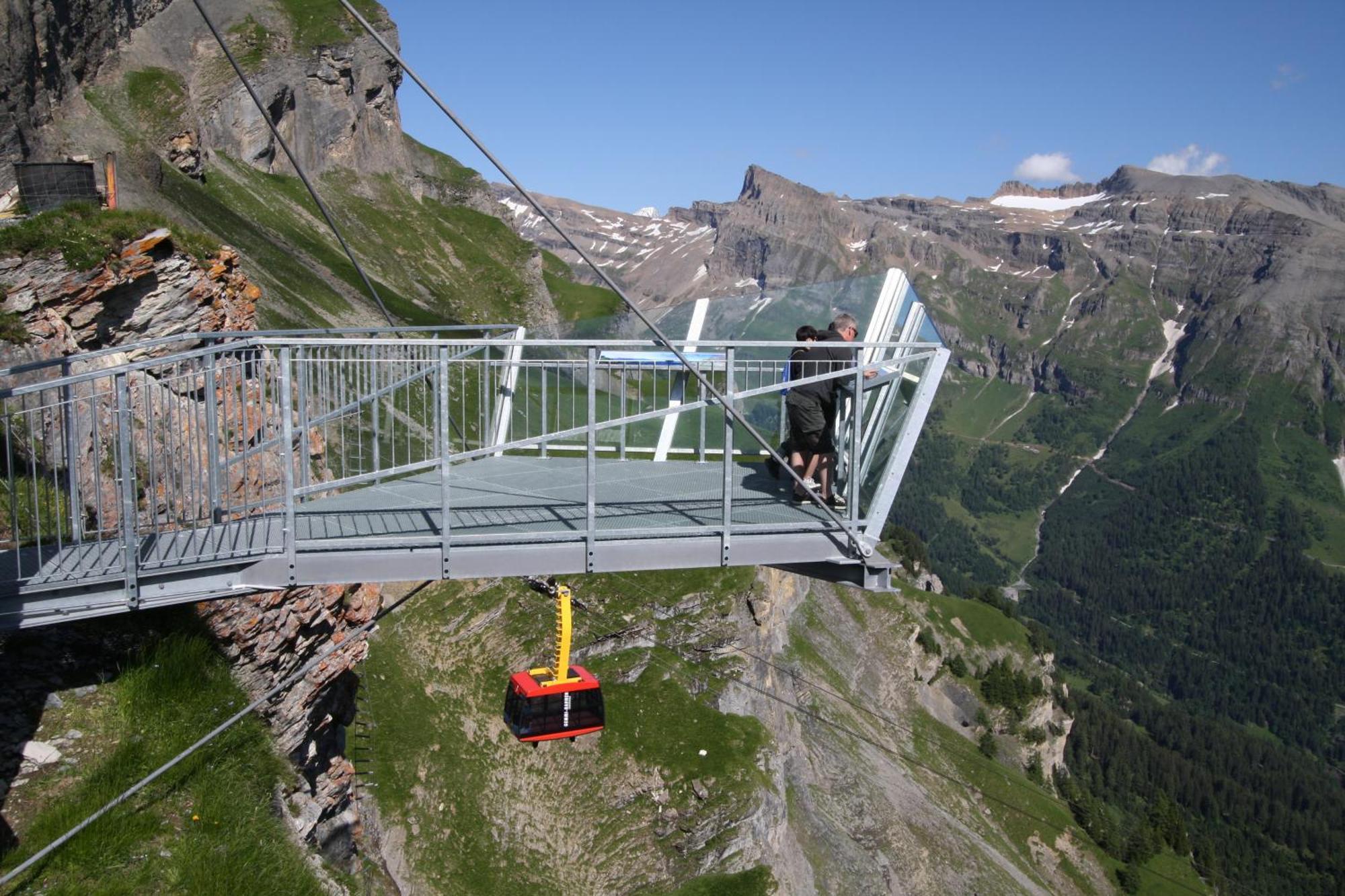 Hotel Alpenblick-Leukerbad-Therme ภายนอก รูปภาพ