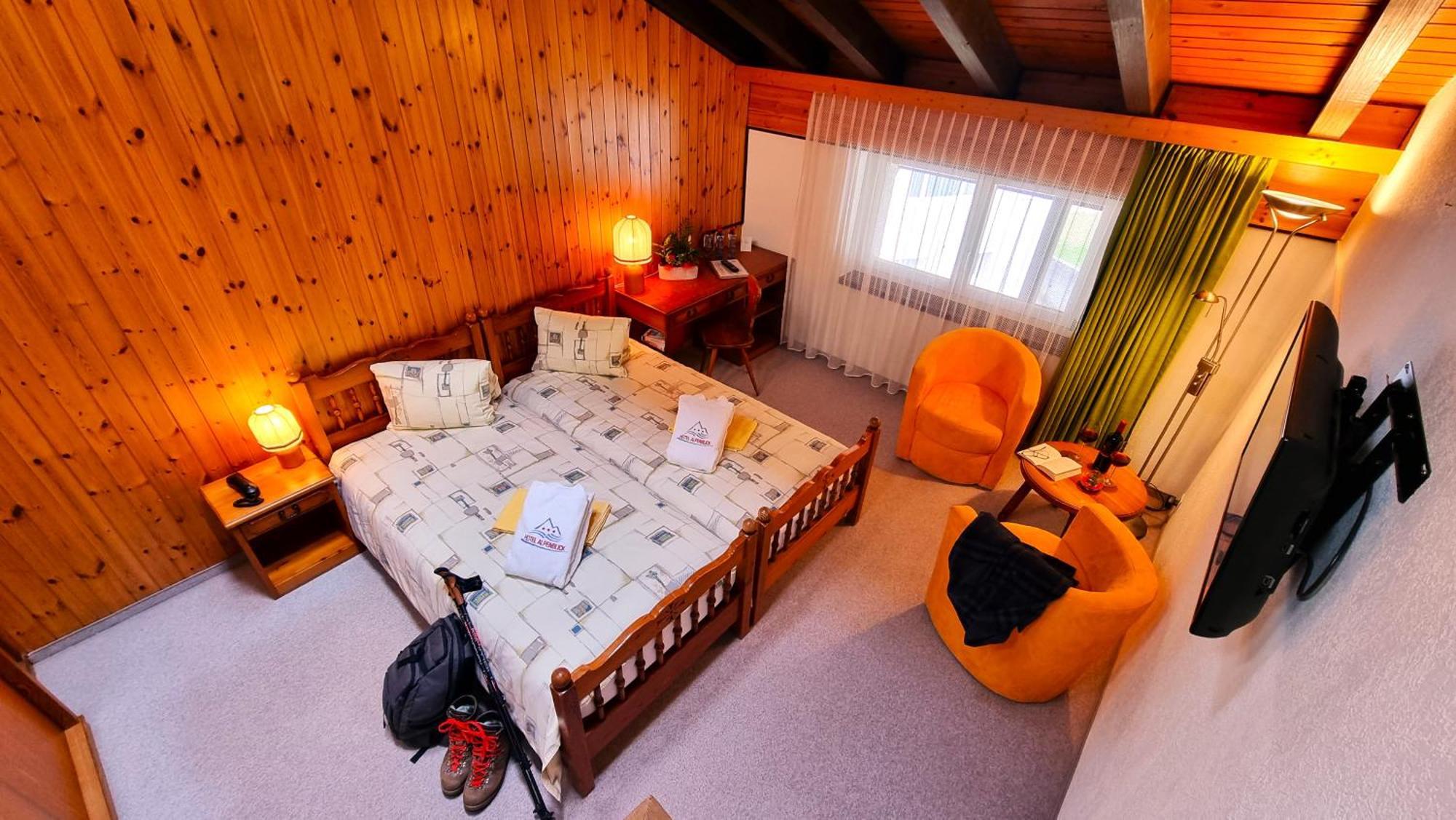 Hotel Alpenblick-Leukerbad-Therme ห้อง รูปภาพ