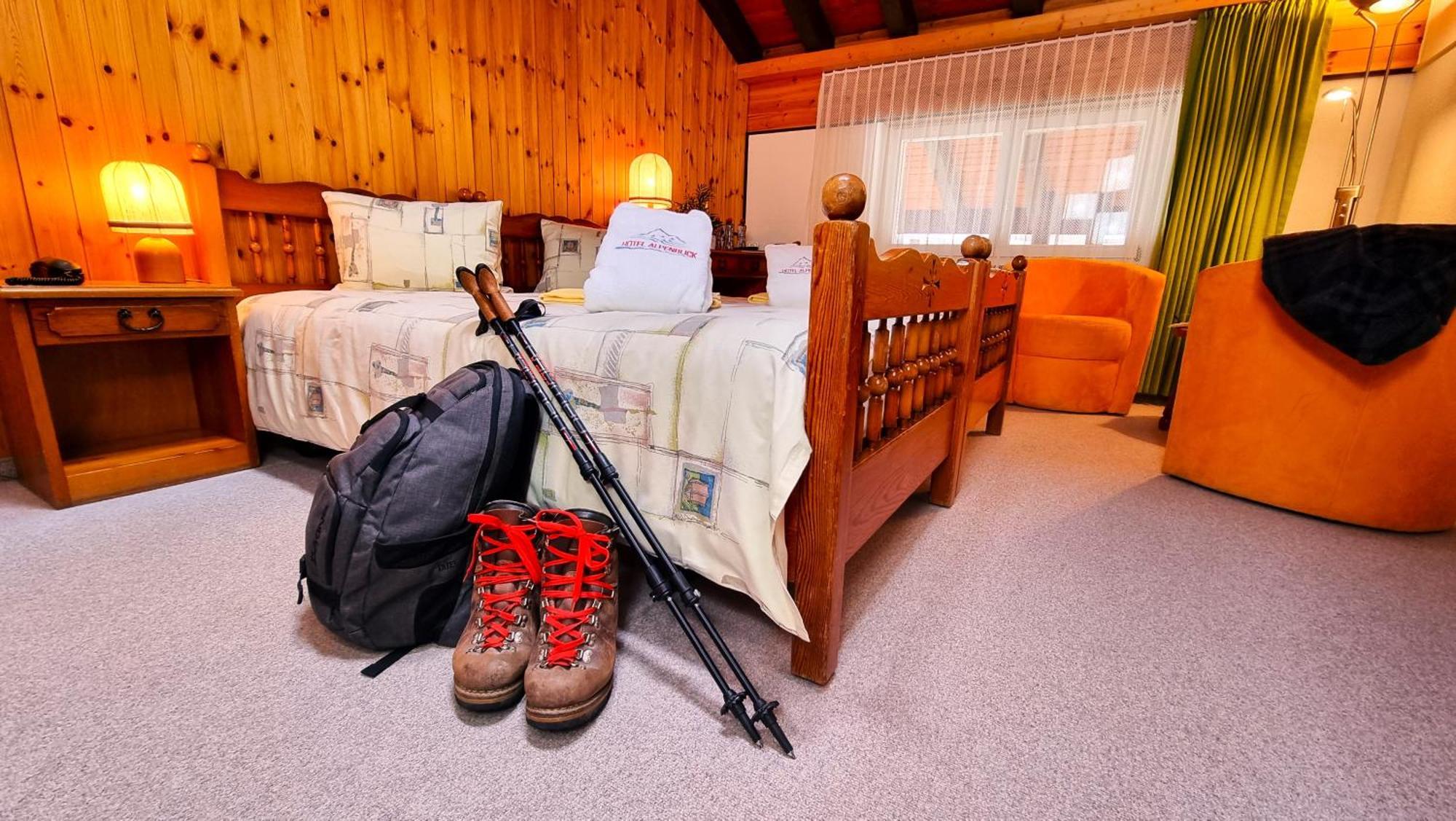 Hotel Alpenblick-Leukerbad-Therme ห้อง รูปภาพ