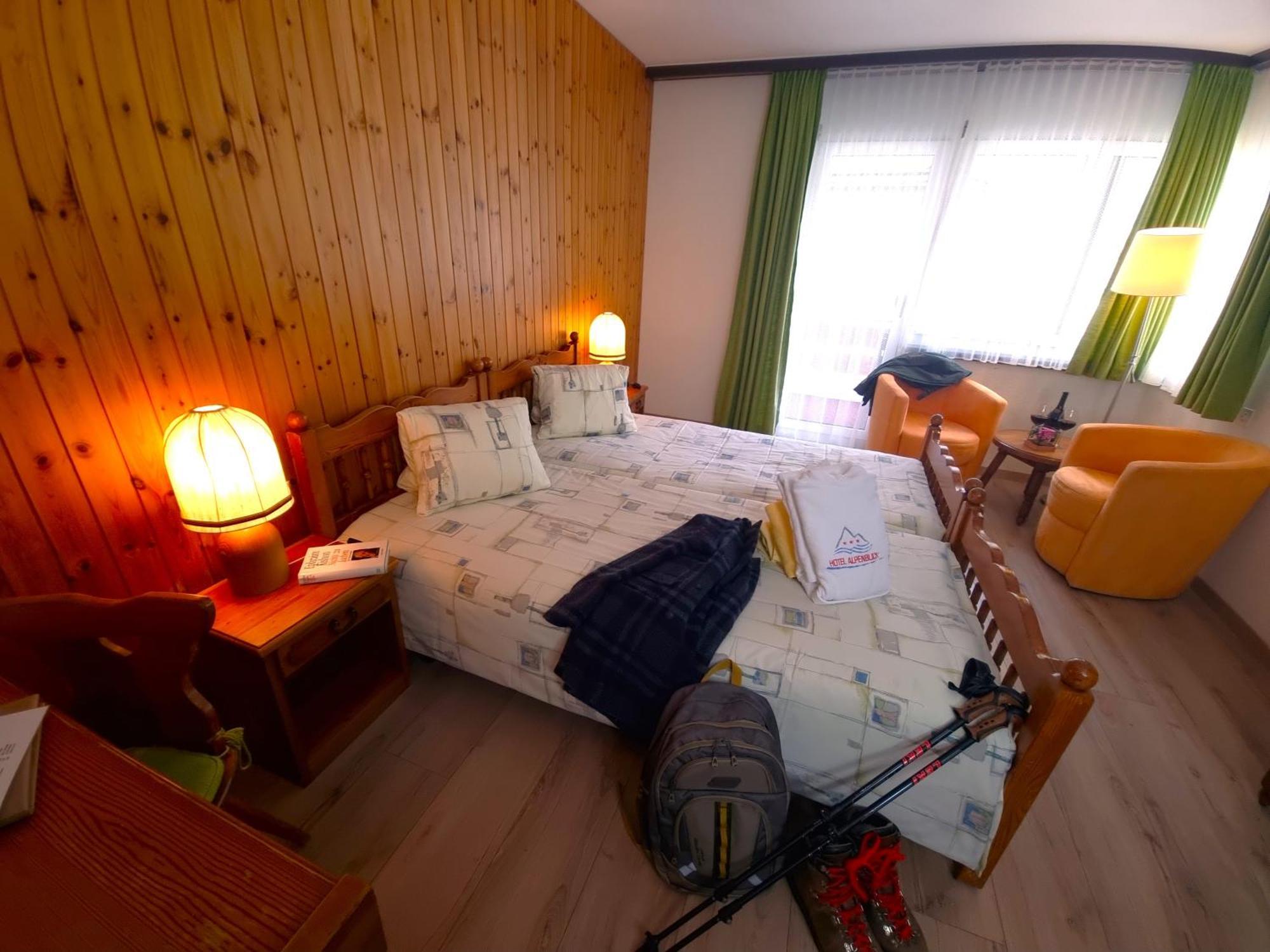 Hotel Alpenblick-Leukerbad-Therme ห้อง รูปภาพ